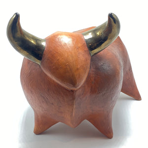 CERAMIC BULL SCULPTURE 10L